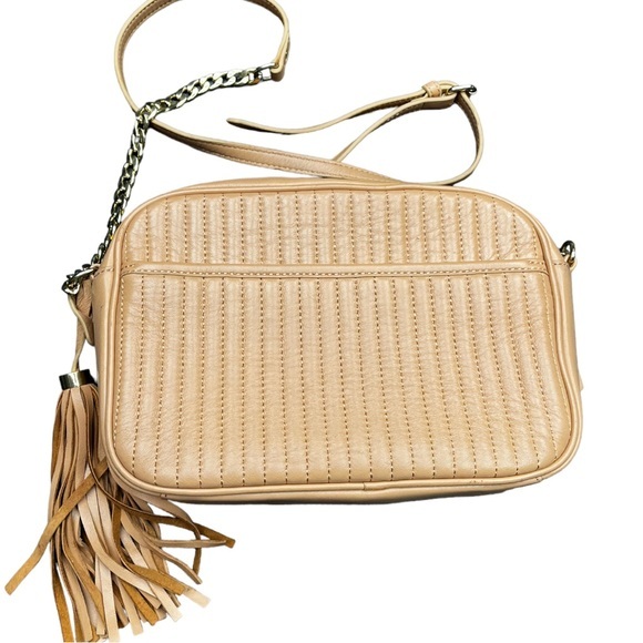 ISAAC Mizrahi Quilted Tan Leather Camera Style Crossbody Bag - Picture 15 of 16